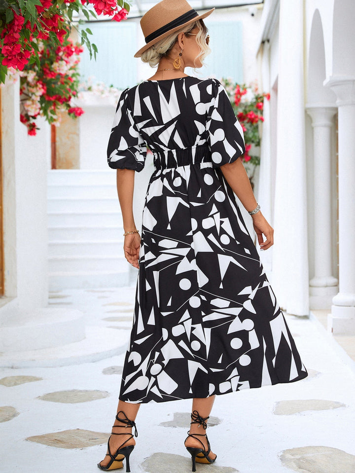 Vestito Lungo con Stampa Geometrica e Scollo a V