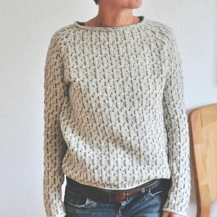 Amelia Elegant Knit Pullover