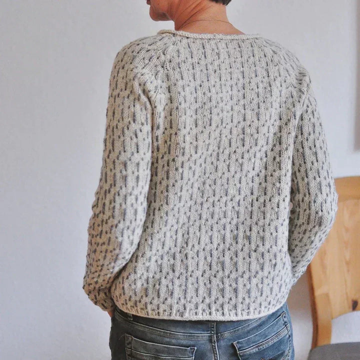 Amelia Elegant Knit Pullover