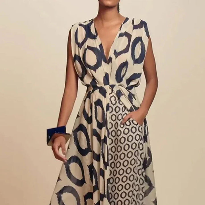 Isabella™ - Graceful Boho Maxi Dress with Pockets and Ethnic Print