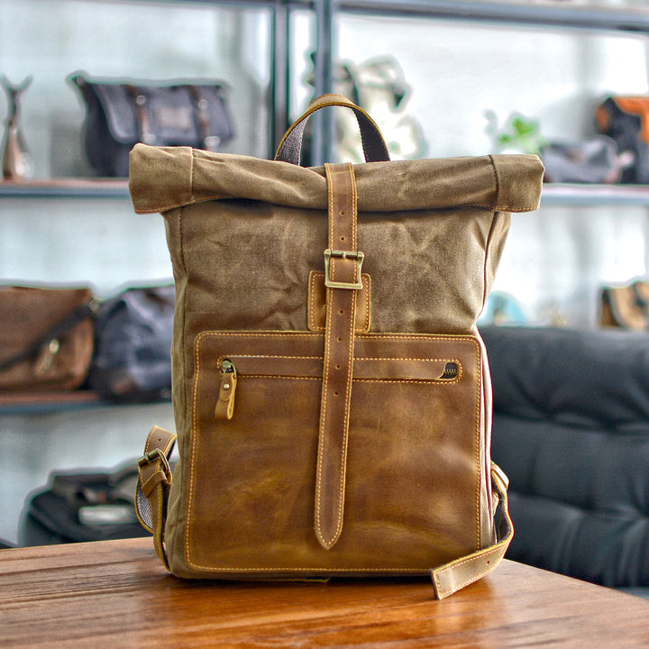 Levi™ Wax Canvas Rucksack