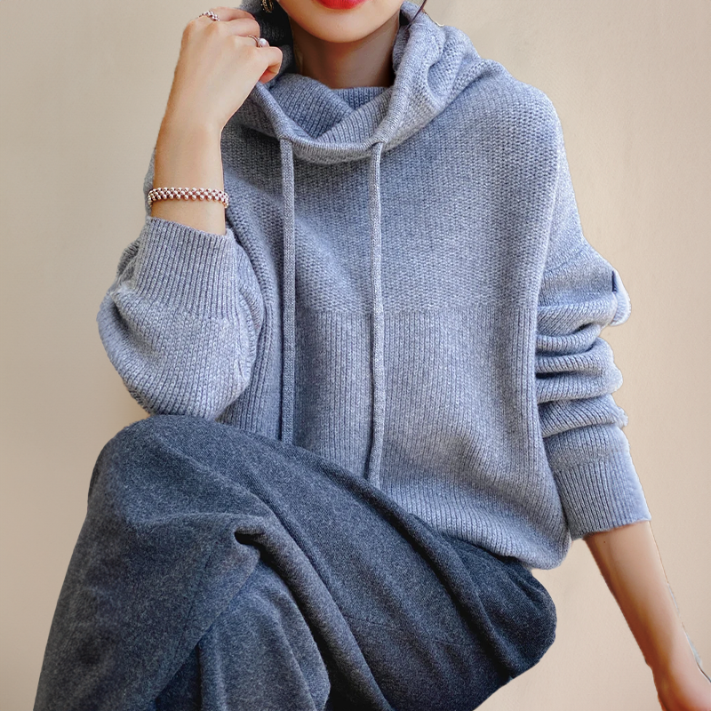 Hannah - Knitted Hoodie